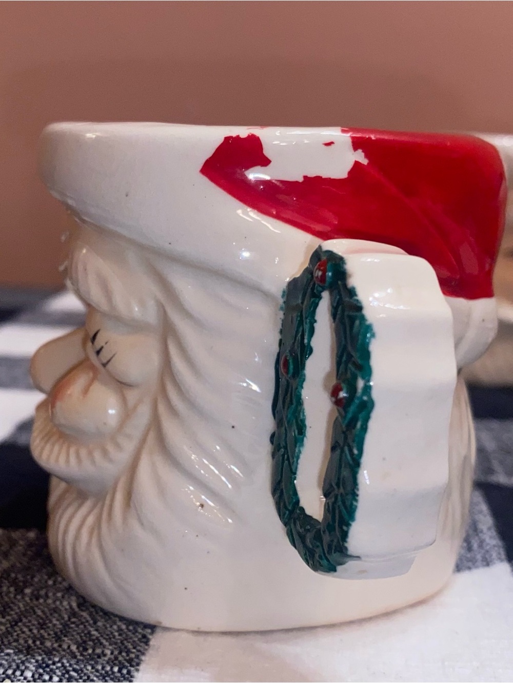 COMMODORE Vintage Mid-Century Ceramic“NOEL” Winking Santa Small Mug Set (4) - Picture 8 of 16